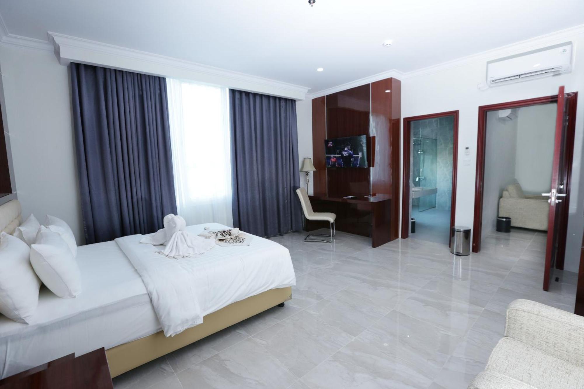 Sindoro Hotel Cilacap By Conary מראה חיצוני תמונה