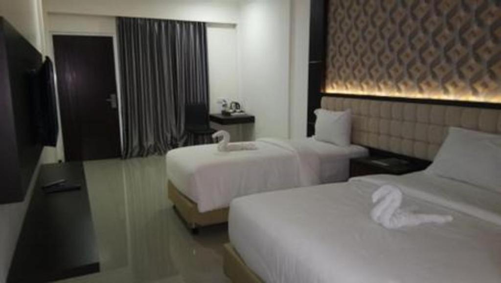Sindoro Hotel Cilacap By Conary מראה חיצוני תמונה